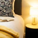 Morland Contemporary Lakeland By Letmestay Ambleside