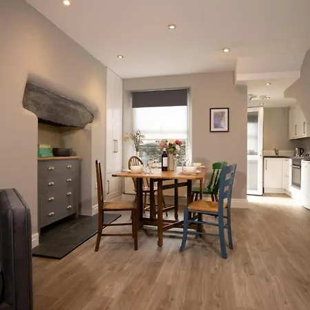 Morland Contemporary Lakeland By Letmestay Prázdninový dům