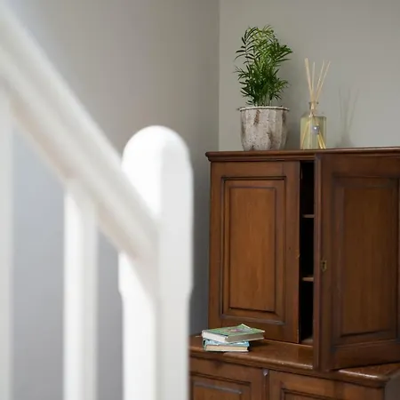 Morland Contemporary Lakeland By Letmestay Tatil Evi