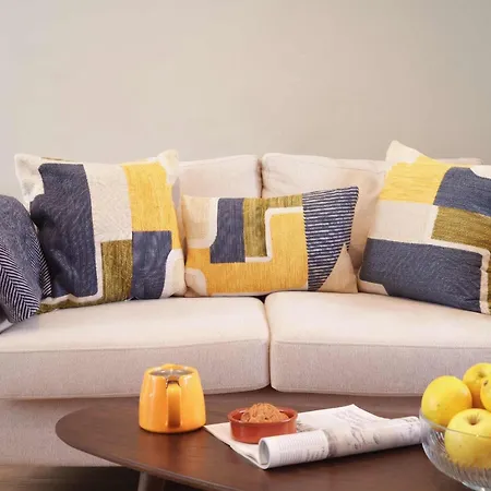 Morland Contemporary Lakeland By Letmestay